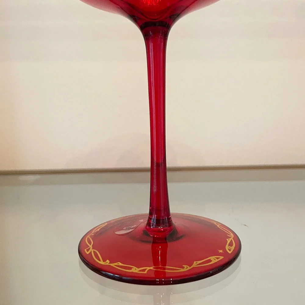 NEIMAN MARCUS Holiday Coupe Glass Set of 4 Red and Gold 6 oz in Gift Box New